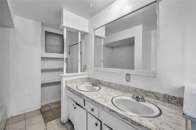 3408 Riverside Avenue, Cleveland, OH 44109