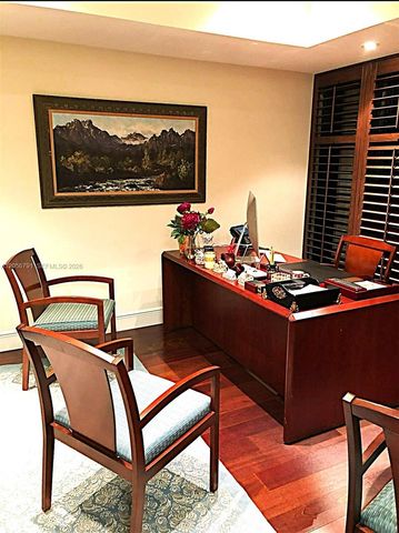 420 S Dixie Hwy 2A2, Coral Gables, FL 33146