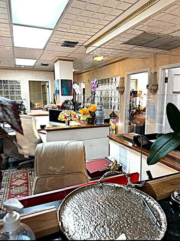 420 S Dixie Hwy 2A2, Coral Gables, FL 33146