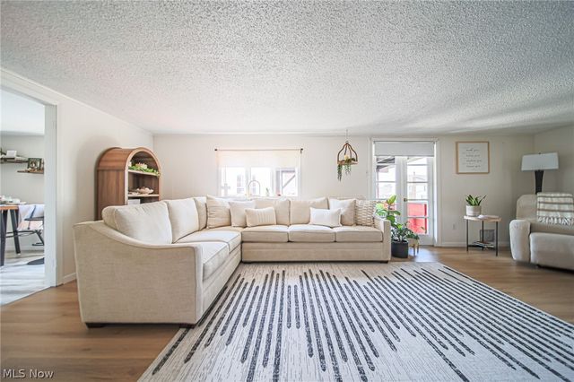 192 2nd Street, West Farmington, OH 44437