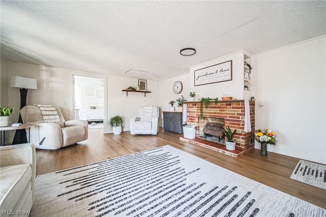 192 2nd Street, West Farmington, OH 44437