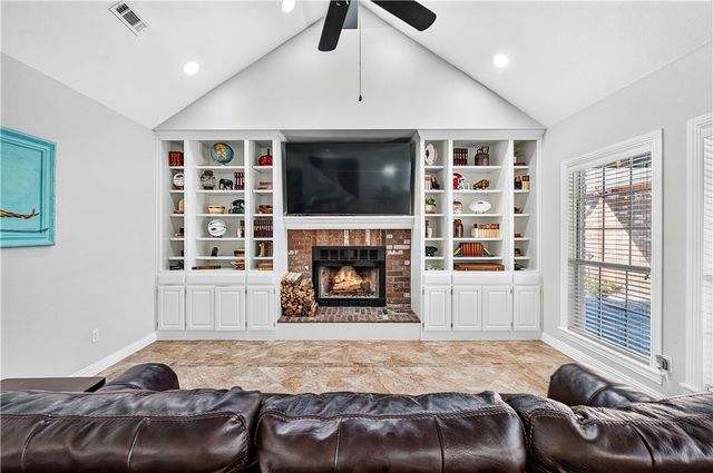3689 Thornbury Drive, Springdale, AR 72764