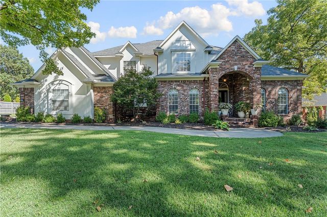 3689 Thornbury Drive, Springdale, AR 72764