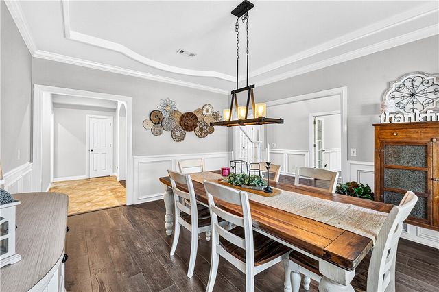 3689 Thornbury Drive, Springdale, AR 72764
