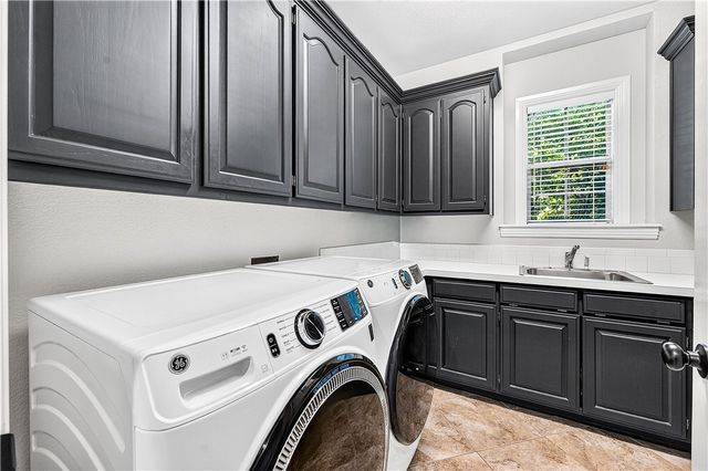 3689 Thornbury Drive, Springdale, AR 72764