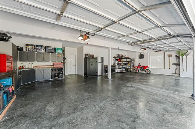 3689 Thornbury Drive, Springdale, AR 72764