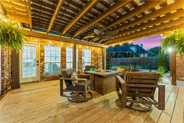3689 Thornbury Drive, Springdale, AR 72764