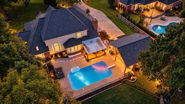 3689 Thornbury Drive, Springdale, AR 72764