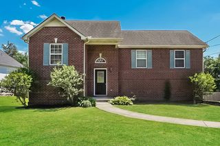 2120 Academy Way, La Vergne, TN 37086