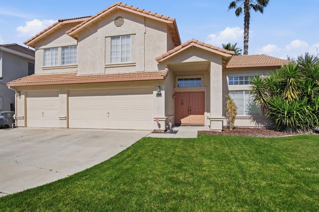 884 Kathy Ct, Los Banos, CA 93635