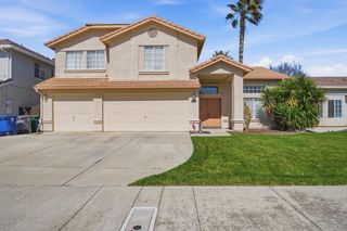 884 Kathy Ct, Los Banos, CA 93635