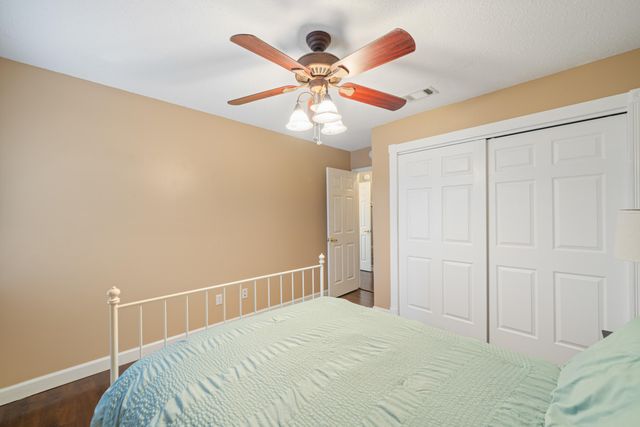 217 Lakeside Lane, Mary Esther, FL 32569