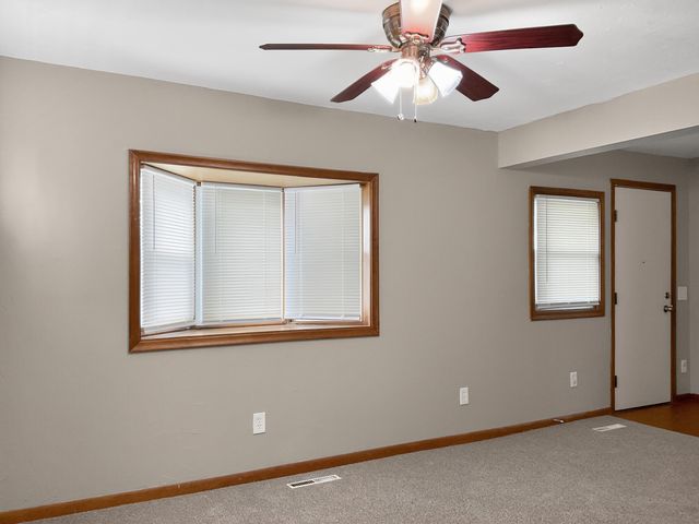 2928 AVENUE G, Council Bluffs, IA 51501