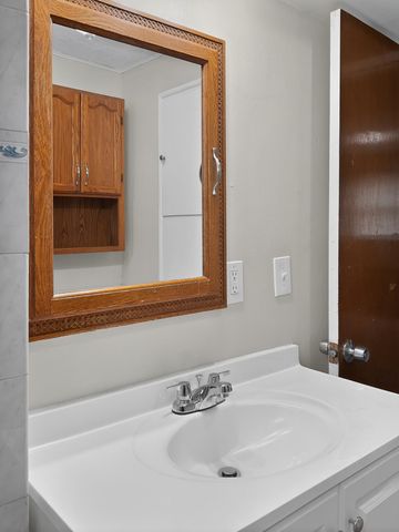 2928 AVENUE G, Council Bluffs, IA 51501