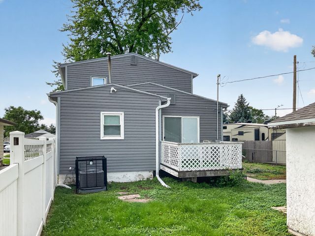 2928 AVENUE G, Council Bluffs, IA 51501