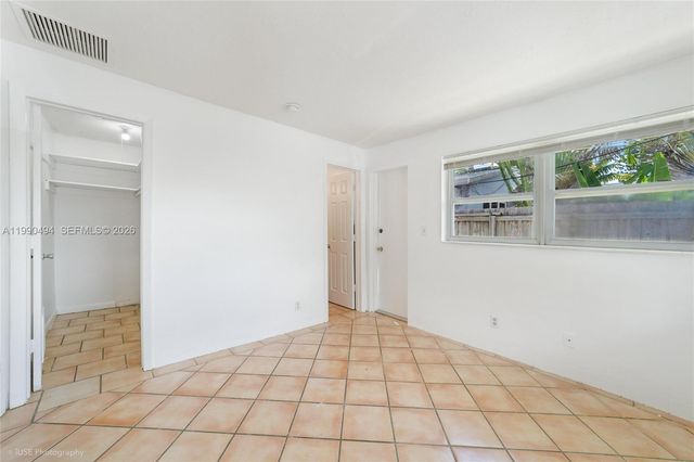 924 NE 17th Ter 1, Fort Lauderdale, FL 33304