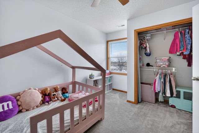 318 17th Street SE, Altoona, IA 50009