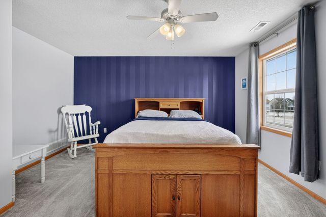 318 17th Street SE, Altoona, IA 50009