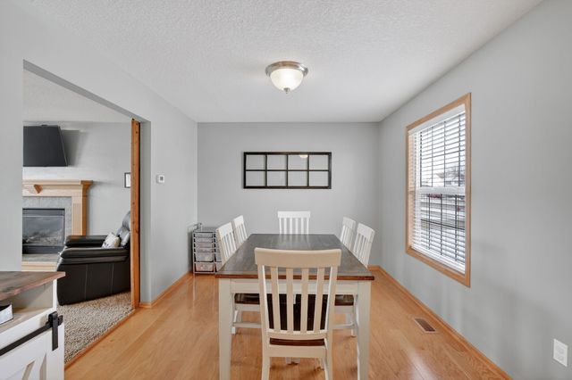 318 17th Street SE, Altoona, IA 50009