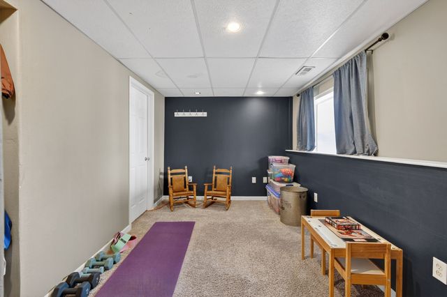 318 17th Street SE, Altoona, IA 50009