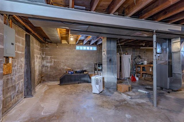 619 W RANDOLPH STREET, Wausau, WI 54401