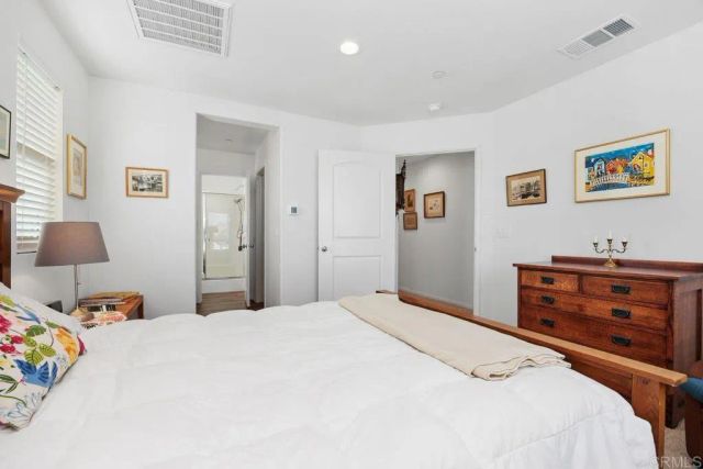 2233 Solara Lane, Vista, CA 92081