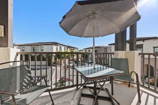 2233 Solara Lane, Vista, CA 92081