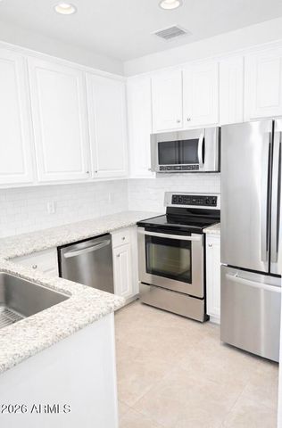 4465 E PARADISE VILLAGE Parkway 1153, Phoenix, AZ 85032