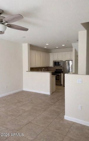 4465 E PARADISE VILLAGE Parkway 1153, Phoenix, AZ 85032