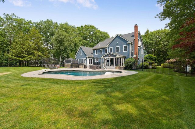 49 Sleepy Hollow Drive, Greenland, NH 03840