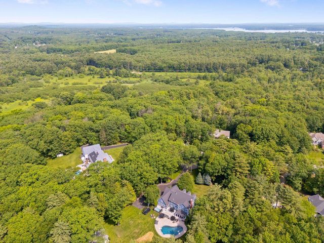 49 Sleepy Hollow Drive, Greenland, NH 03840
