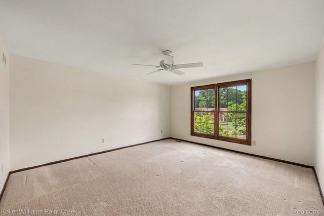 2717 Powderhorn Ridge Road, Rochester Hills, MI 48309