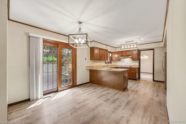 2717 Powderhorn Ridge Road, Rochester Hills, MI 48309