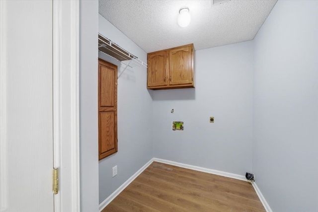 8678 WOOD MILLS DR W, Memphis, TN 38016