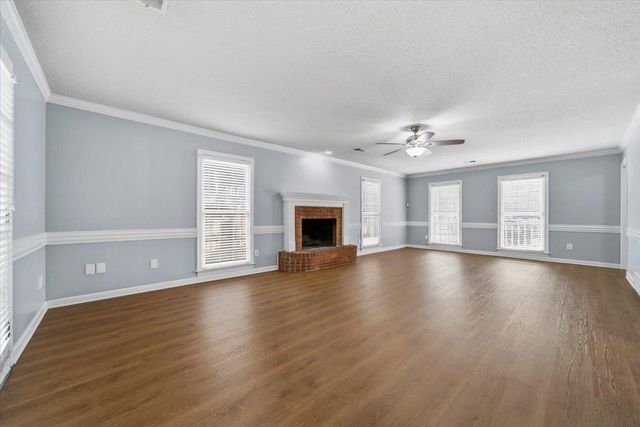 8678 WOOD MILLS DR W, Memphis, TN 38016