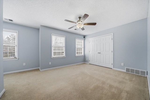 8678 WOOD MILLS DR W, Memphis, TN 38016