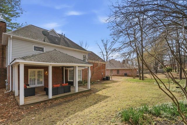 8678 WOOD MILLS DR W, Memphis, TN 38016