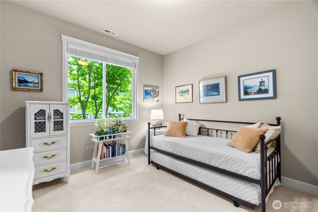 7337 Ashdown Lane SE, Olympia, WA 98513