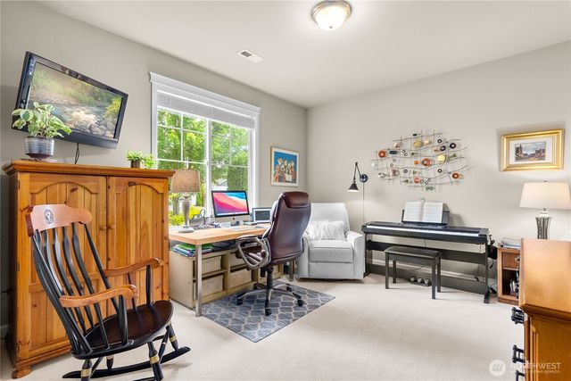 7337 Ashdown Lane SE, Olympia, WA 98513