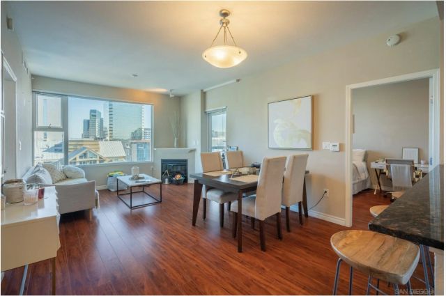 300 W Beech St 1601, San Diego, CA 92101
