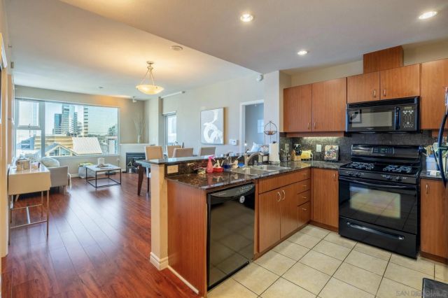 300 W Beech St 1601, San Diego, CA 92101