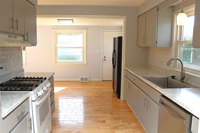 2312 PENINSULA Drive, Erie, PA 16506