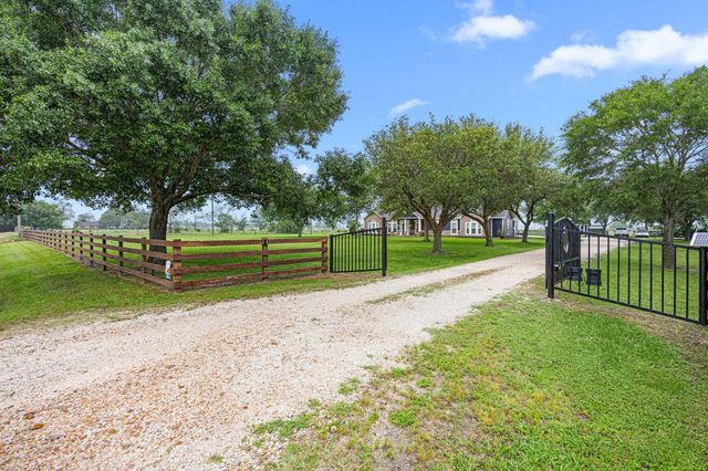 16720 Fm 1164 Road, East Bernard, TX 77435