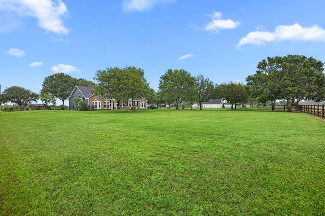 16720 Fm 1164 Road, East Bernard, TX 77435