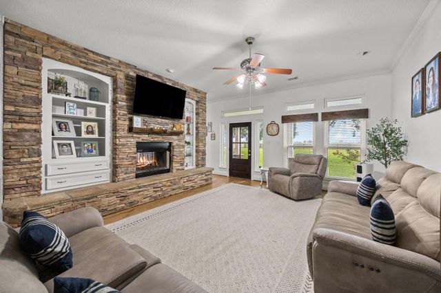 16720 Fm 1164 Road, East Bernard, TX 77435