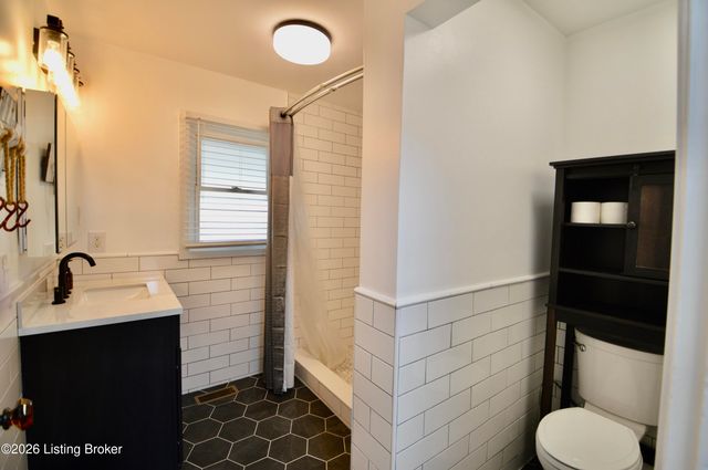 1 Clarks Ln, Clarkson, KY 42726