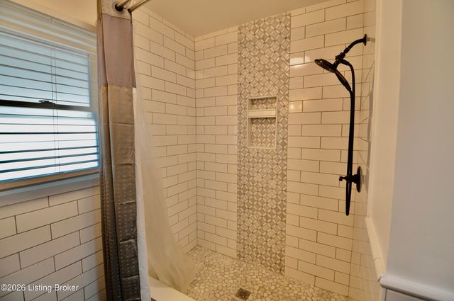 1 Clarks Ln, Clarkson, KY 42726