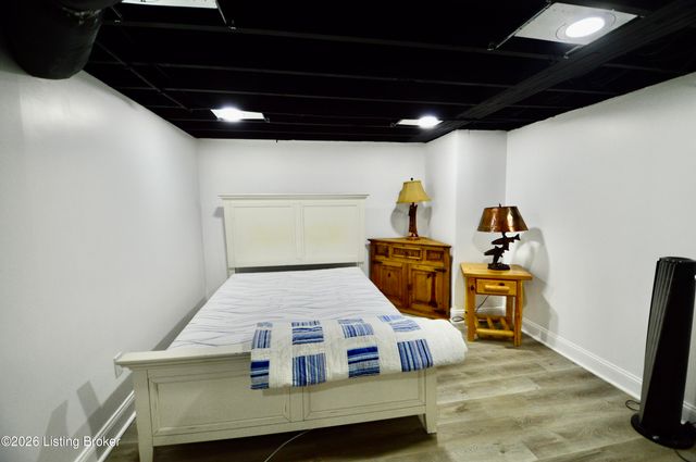 1 Clarks Ln, Clarkson, KY 42726