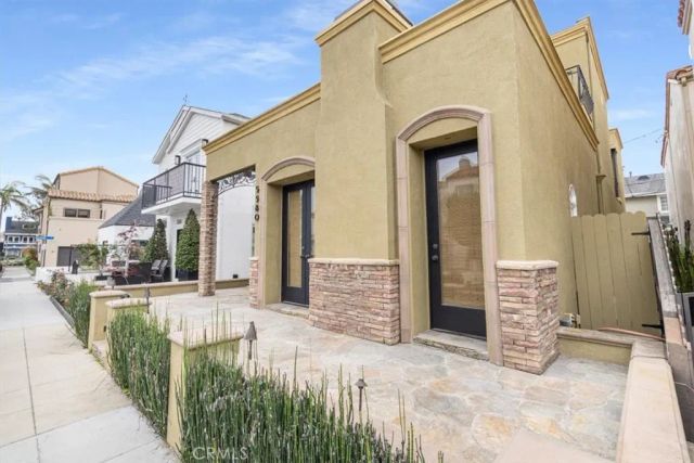 5580 E Saint Irmo Walk, Long Beach, CA 90803