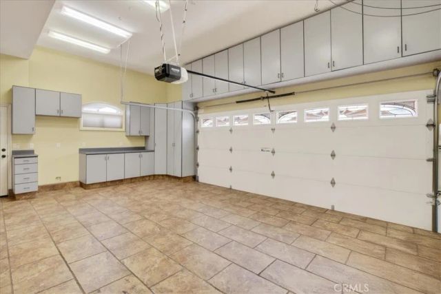 5580 E Saint Irmo Walk, Long Beach, CA 90803